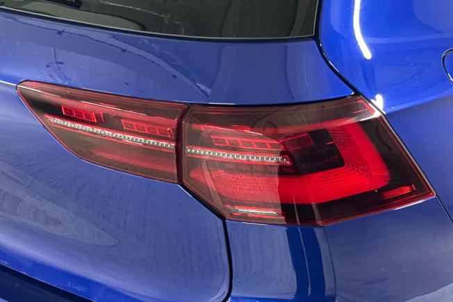 VOLKSWAGEN Golf Photo 18