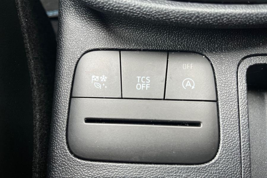 Ford FIESTA Photo autoimg-f94243427c7c4bb4776d92d0b40936b758fdbbb8.jpg