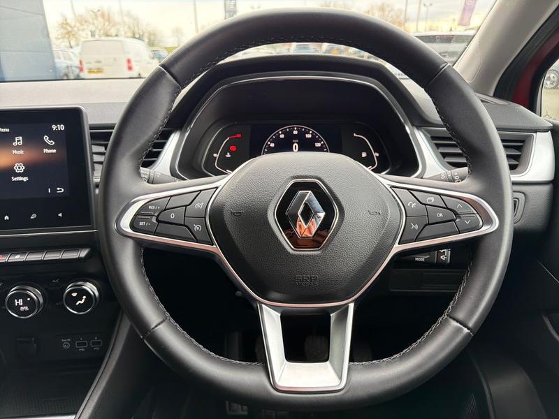 Used Renault Captur FL72VFH 32