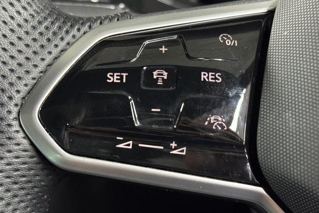Volkswagen Tiguan Photo 16