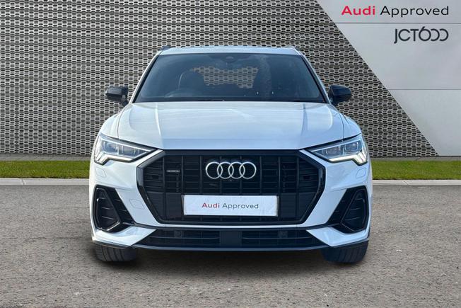 AUDI Q3 Photo 8
