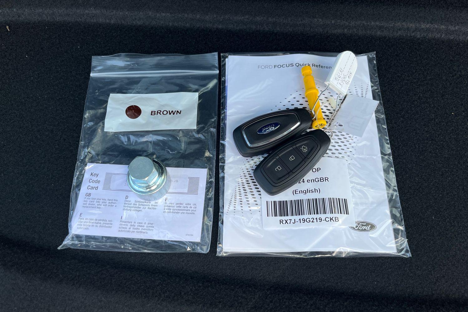 Ford FOCUS Photo 21