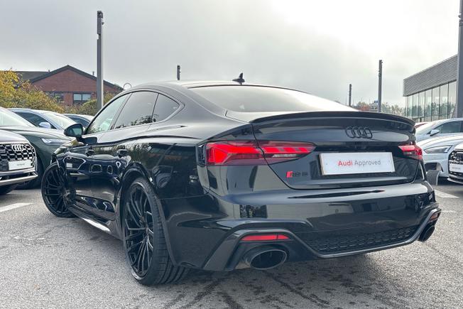 Audi RS5 Photo 23