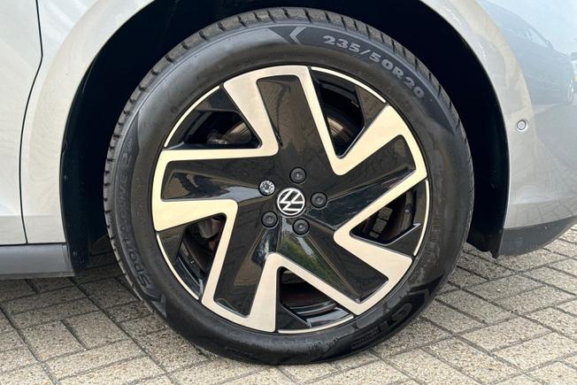 VOLKSWAGEN Id. Buzz Photo 23