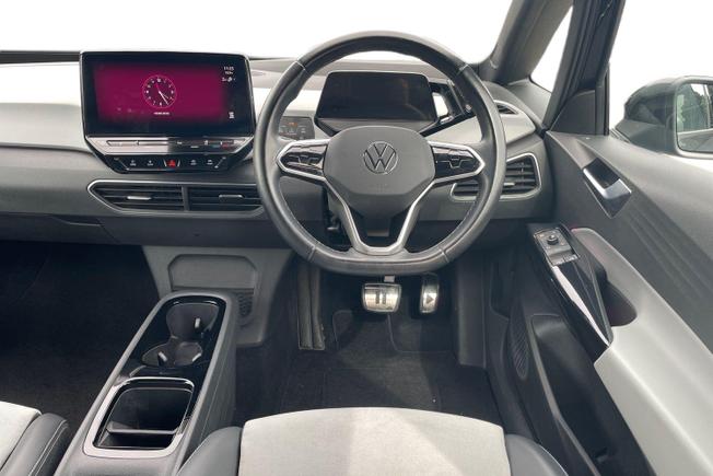 VOLKSWAGEN ID.3 Photo 11