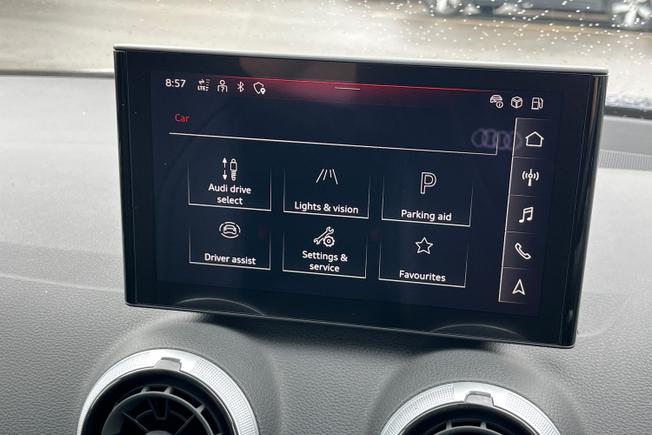 AUDI Q2 Photo 29