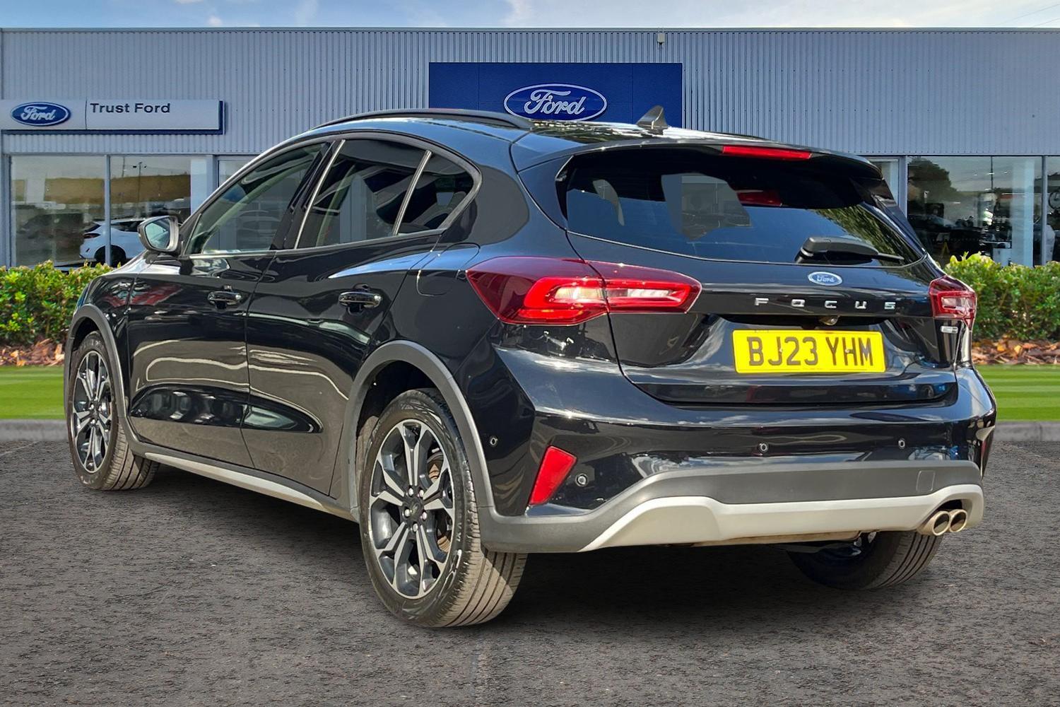 Ford FOCUS Photo 1