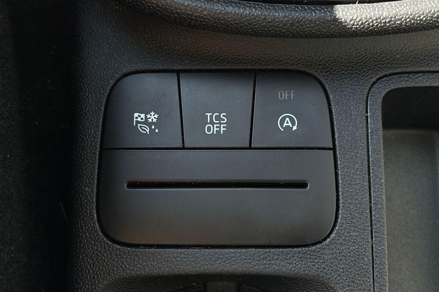 Ford FIESTA Photo 28
