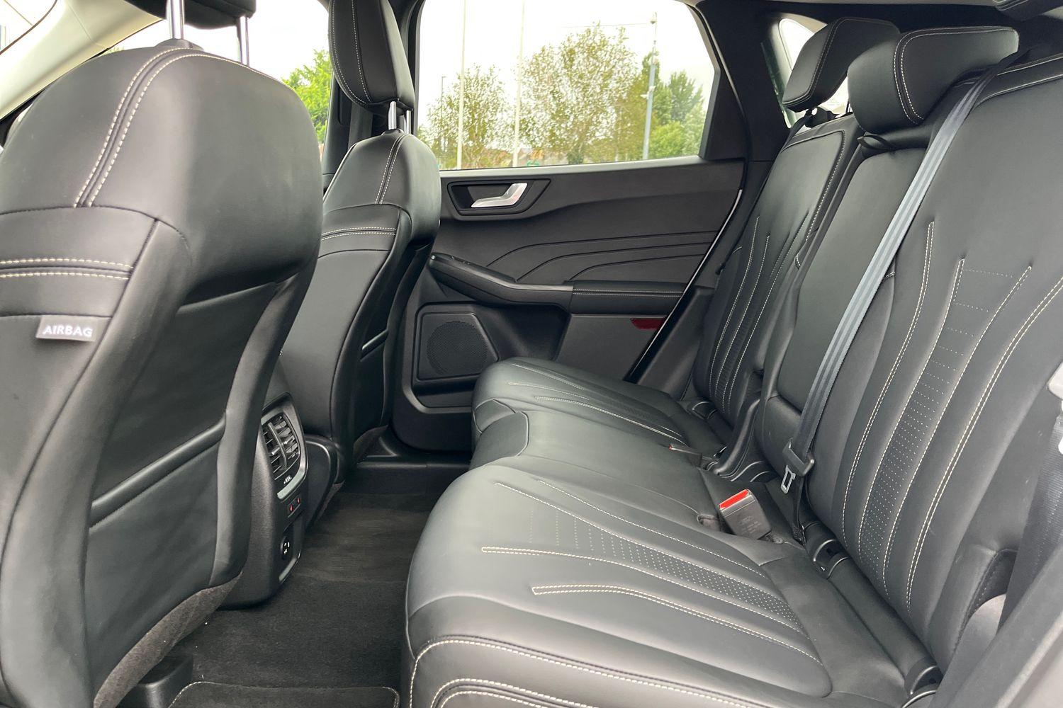 Ford KUGA Photo 19