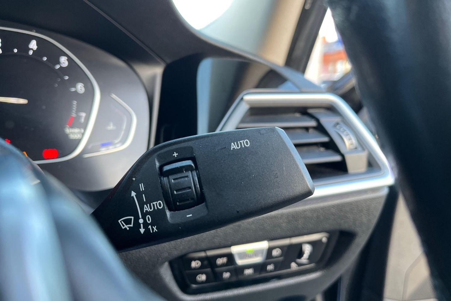 BMW 3 SERIES Photo 14