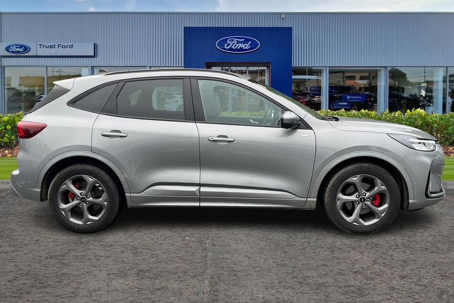 Ford Kuga Photo autoimg-f95b9b2744c92bb752acc3af37a8f7cb6344fff4.jpg