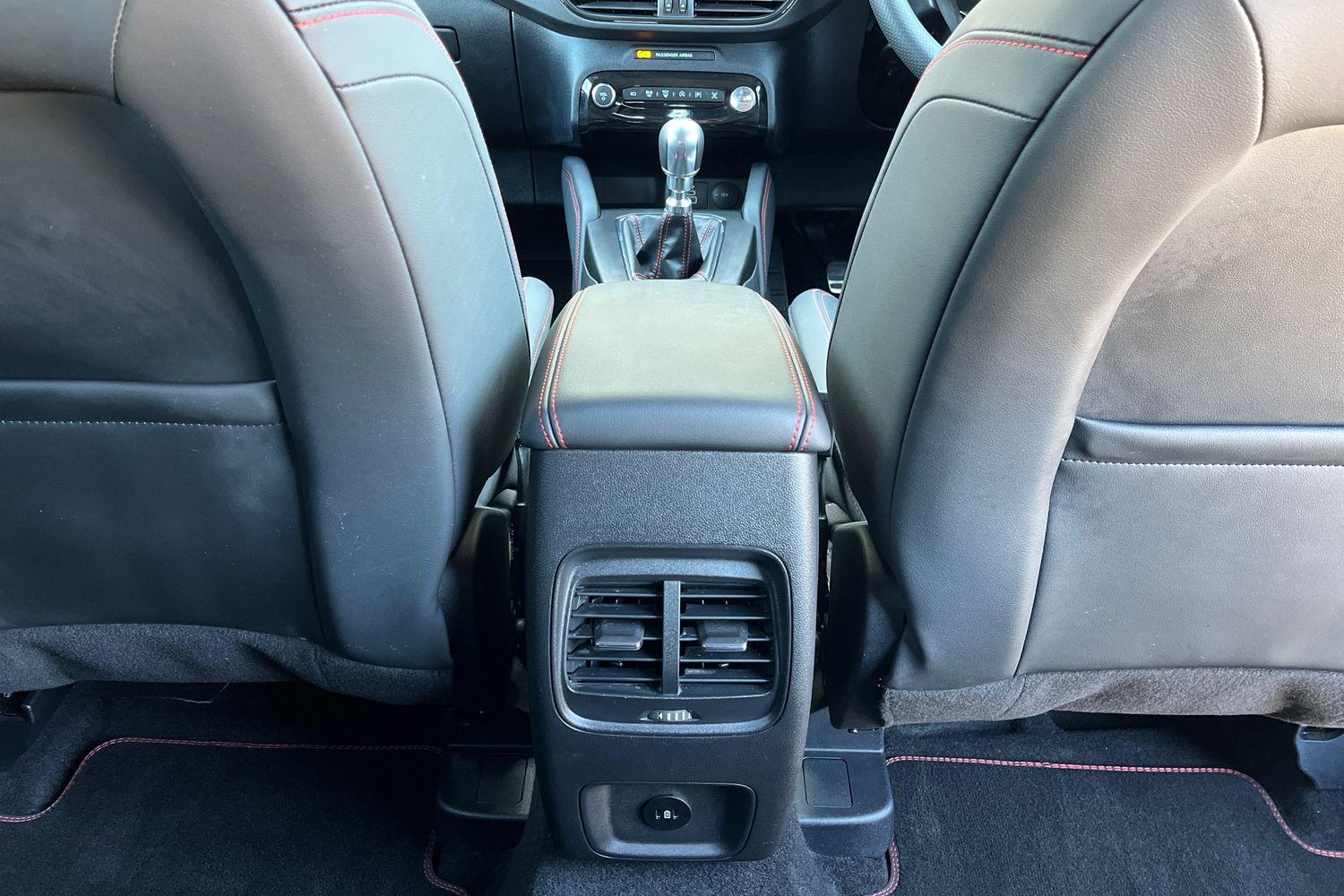 Ford Kuga Photo 28
