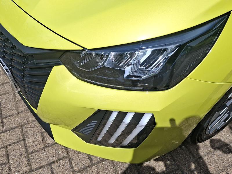 Used Peugeot 208 NX26UAO 30