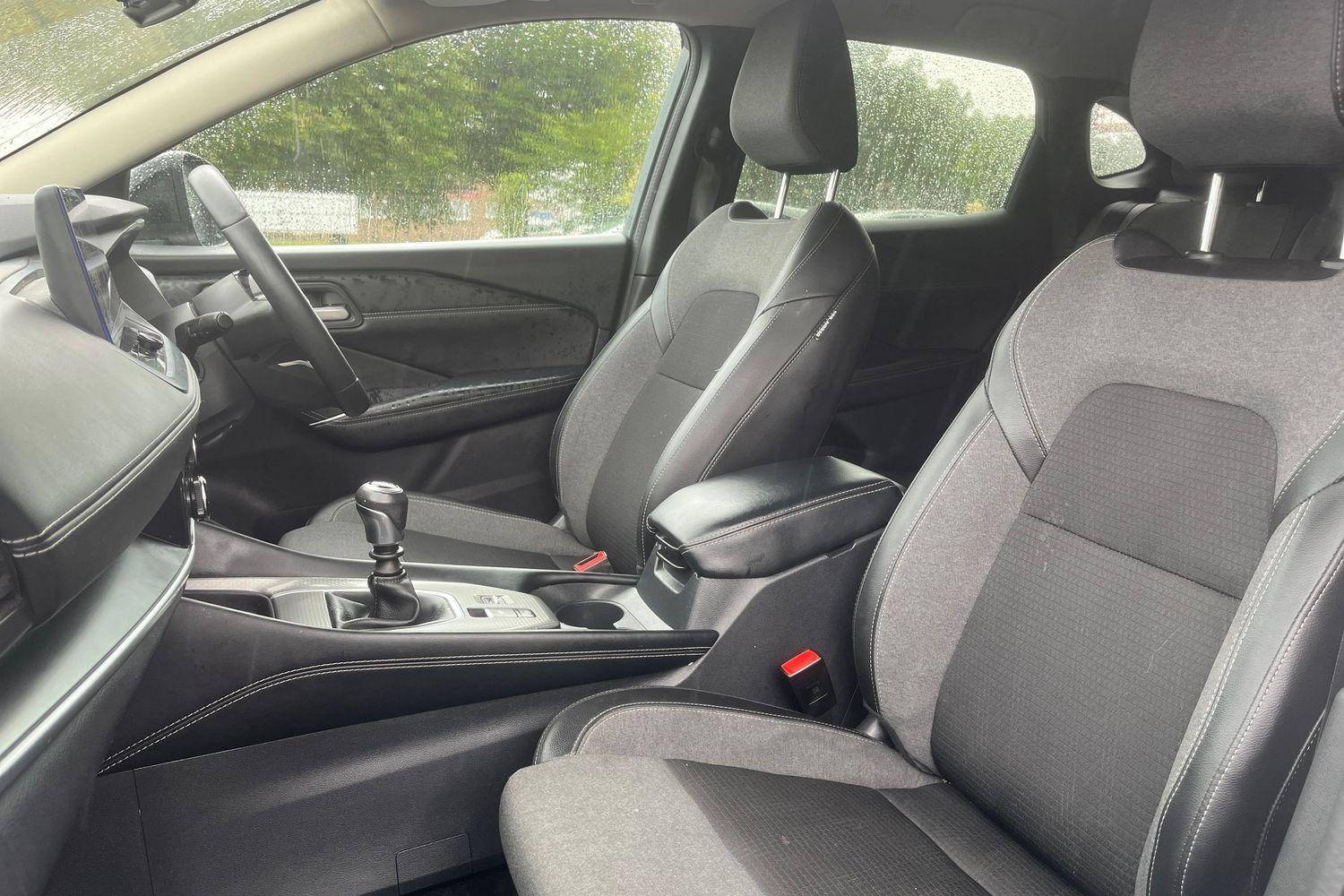 Nissan QASHQAI Photo 18