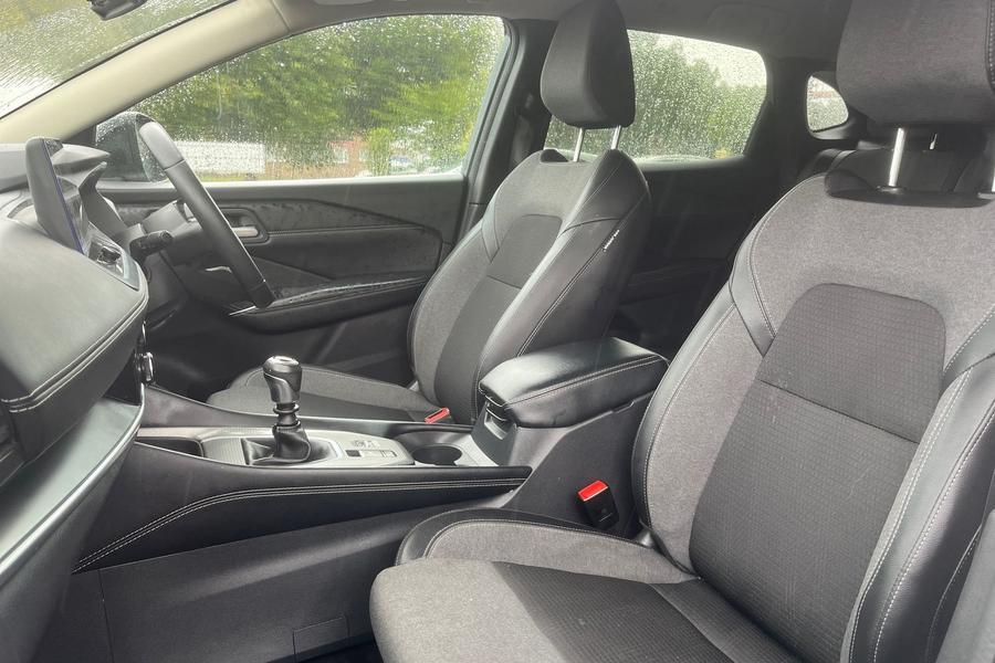 Nissan QASHQAI Photo autoimg-f9655d50fe5d5f8443f0234208f33bff15eb488b.jpg