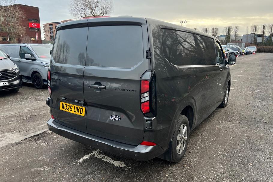 Used Ford TRANSIT CUSTOM WO25UKD 35