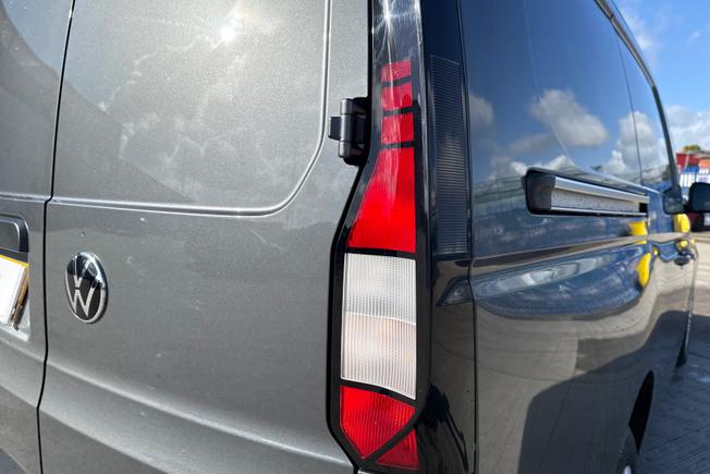 VOLKSWAGEN Caddy Maxi Photo 18