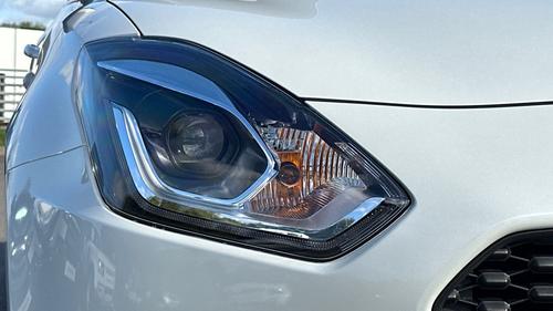 Suzuki SWIFT Photo autoimg-f98325c7511aa0ea6c983e3a591c542f92b34e7e.jpg
