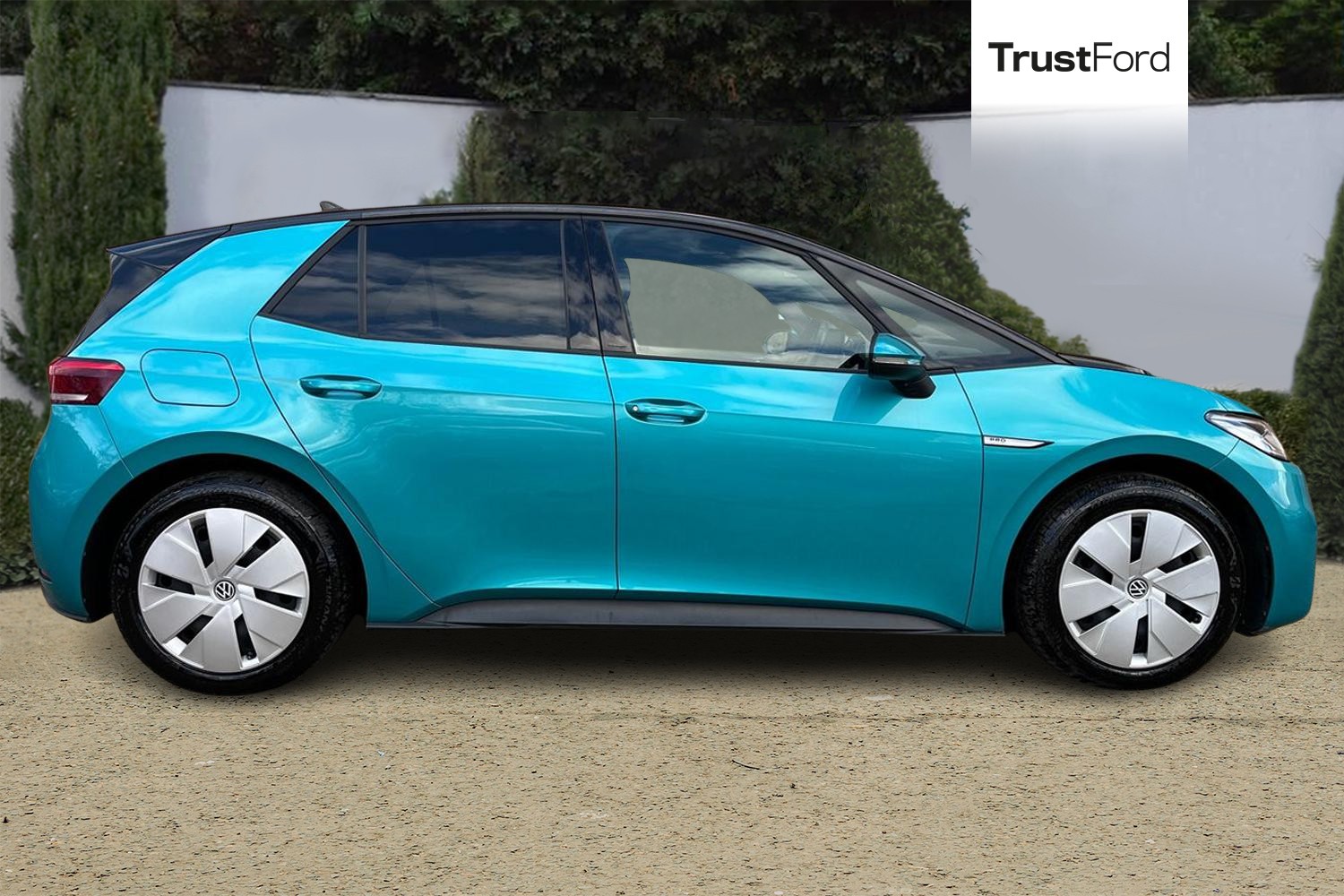 Volkswagen ID.3 Photo 2