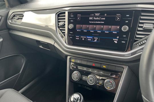 Volkswagen T-roc Photo autoimg-f987967bd31d31cf7f85ac10baa585172d83e32c.jpg