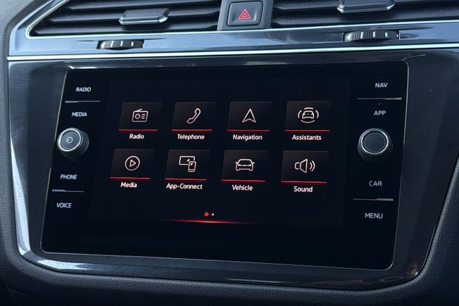 VOLKSWAGEN Tiguan Allspace Photo 13