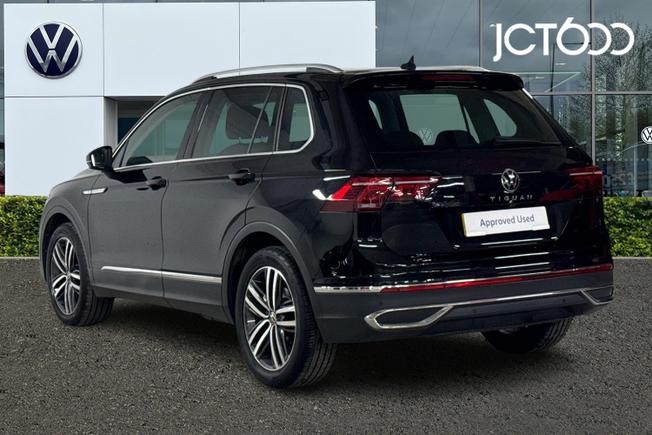 VOLKSWAGEN Tiguan Photo 3
