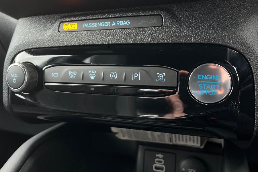 Ford Kuga Photo autoimg-f98e17062afd6993280d985ca05abd6bcc3cc35e.jpg