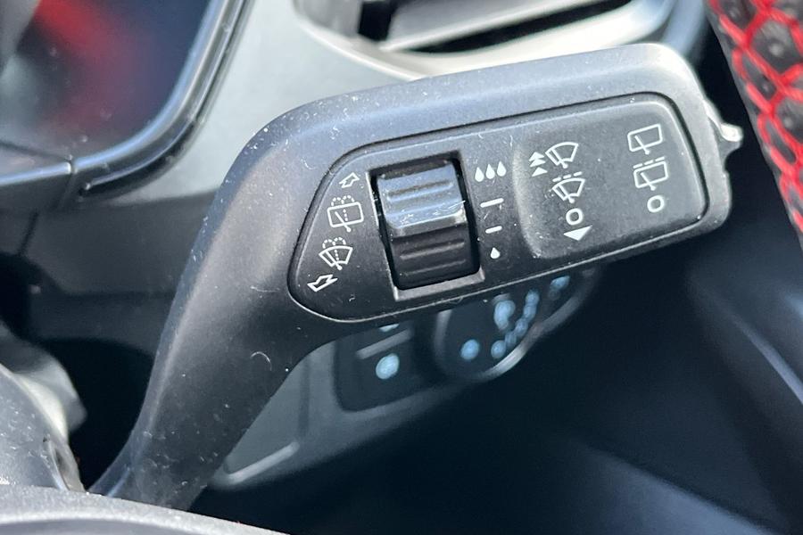 Ford FOCUS Photo autoimg-f9911463dd146be96249a89abc0cd7bdc2cf1eb3.jpg