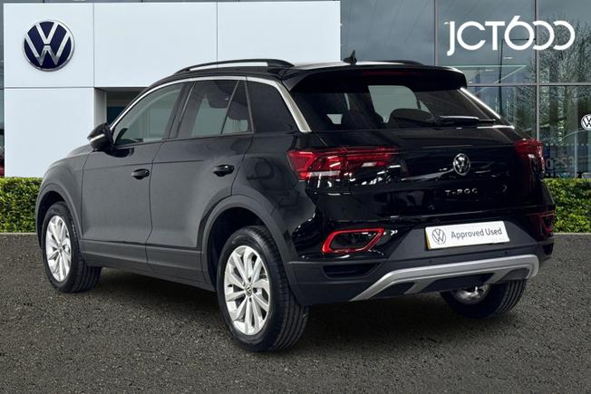 VOLKSWAGEN T-Roc Photo 3
