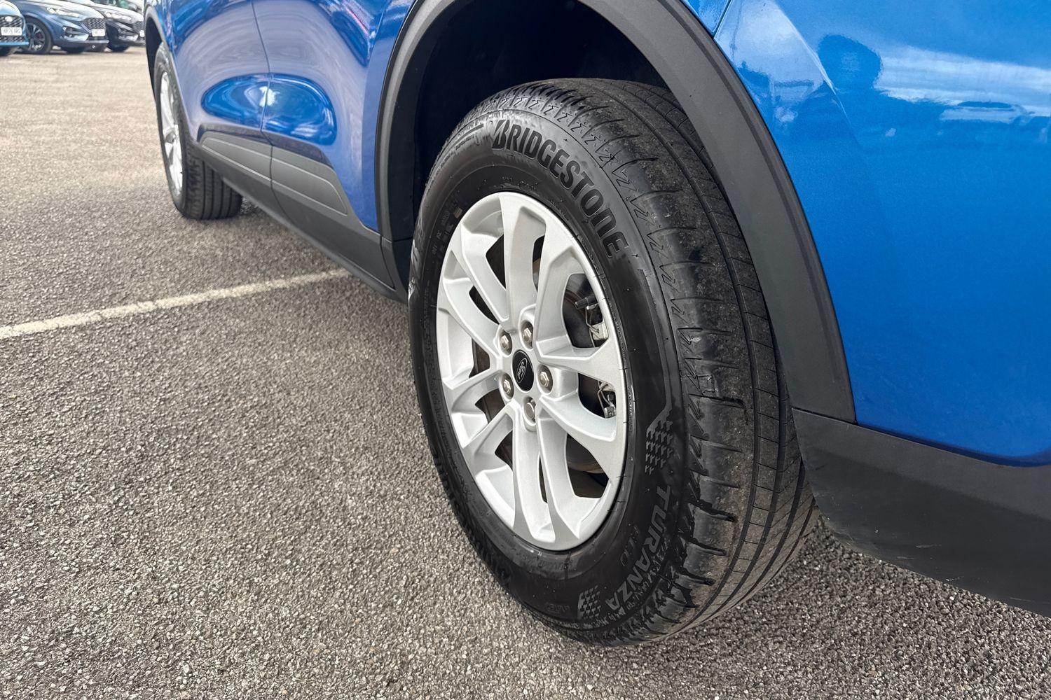 Ford KUGA Photo 37
