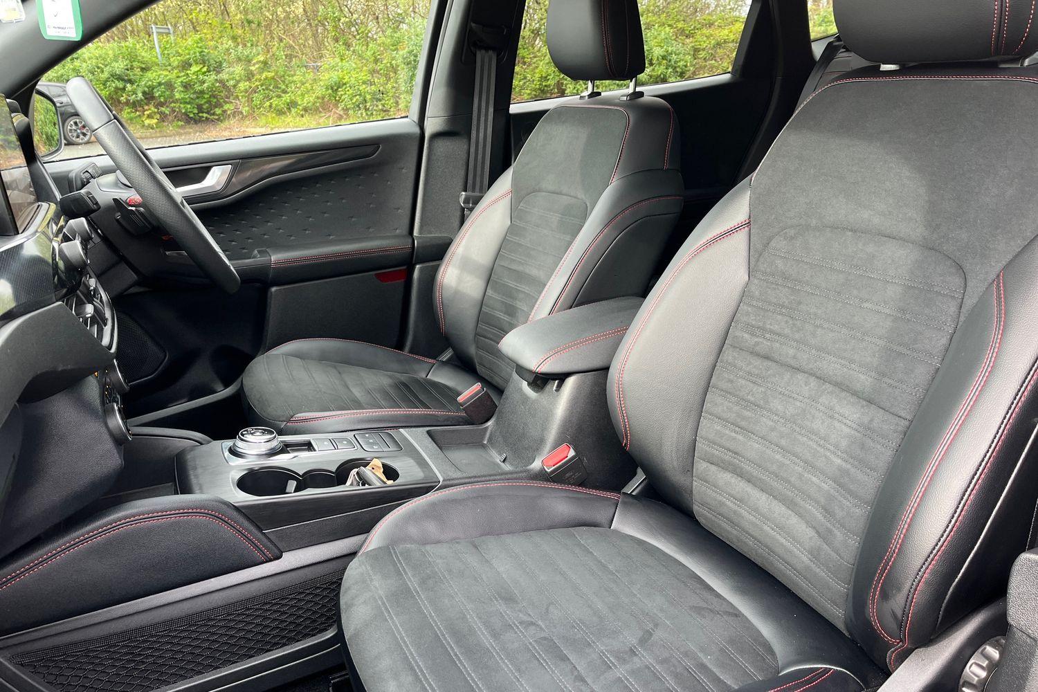 Ford KUGA Photo 18