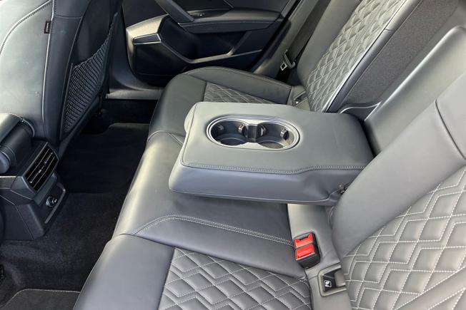 AUDI S3 Photo 47