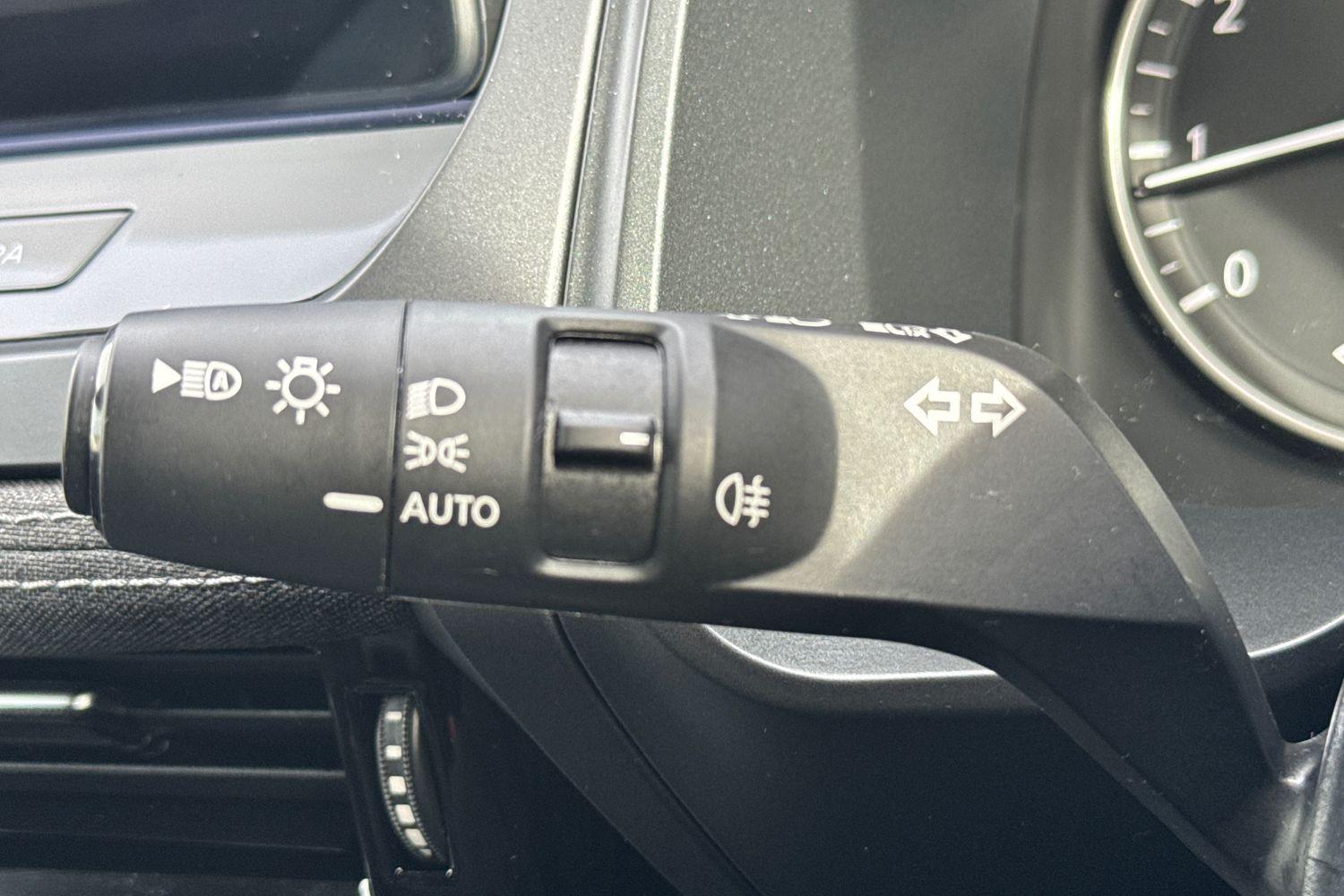 Nissan QASHQAI Photo 13