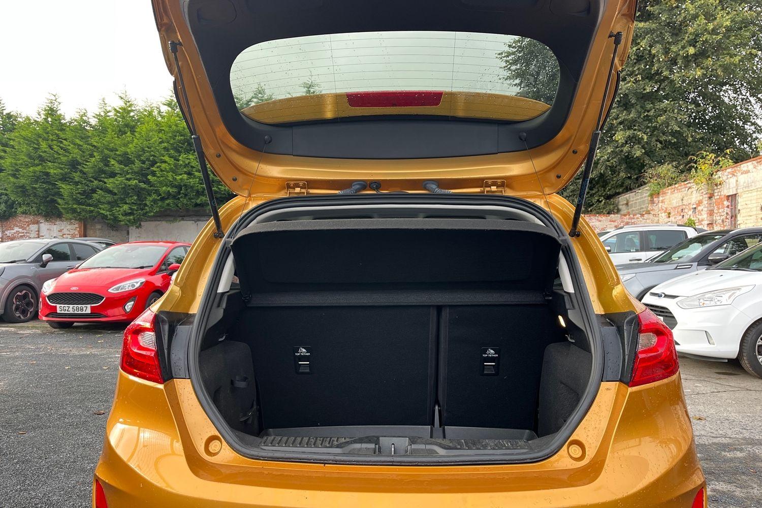 Ford FIESTA Photo 20