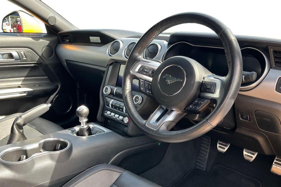 Ford Mustang Photo autoimg-f99e579d23f2601fd7dfd62dd8be026b83df24d9.jpg