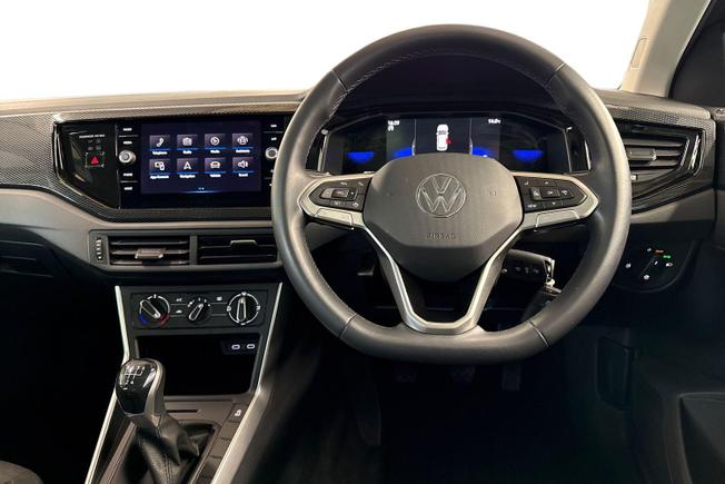 VOLKSWAGEN Polo Photo 11
