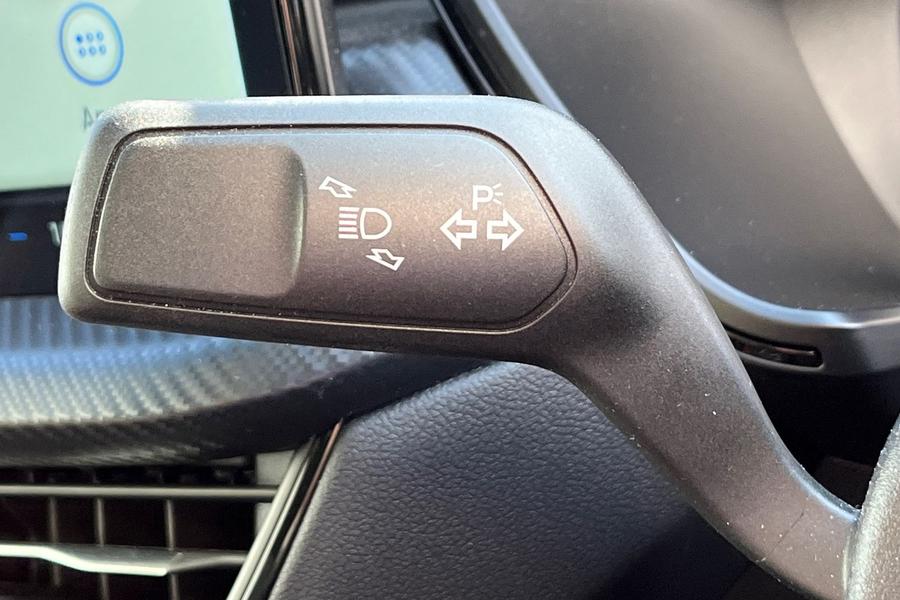 Ford KUGA Photo autoimg-f9a106e922838da240a40a934782a60b07047d56.jpg