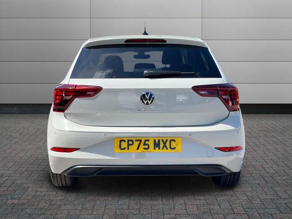 Volkswagen Polo Photo autoimg-f9a3bd1e54e778b47a212851536d6ccf5f38b9b9.jpg
