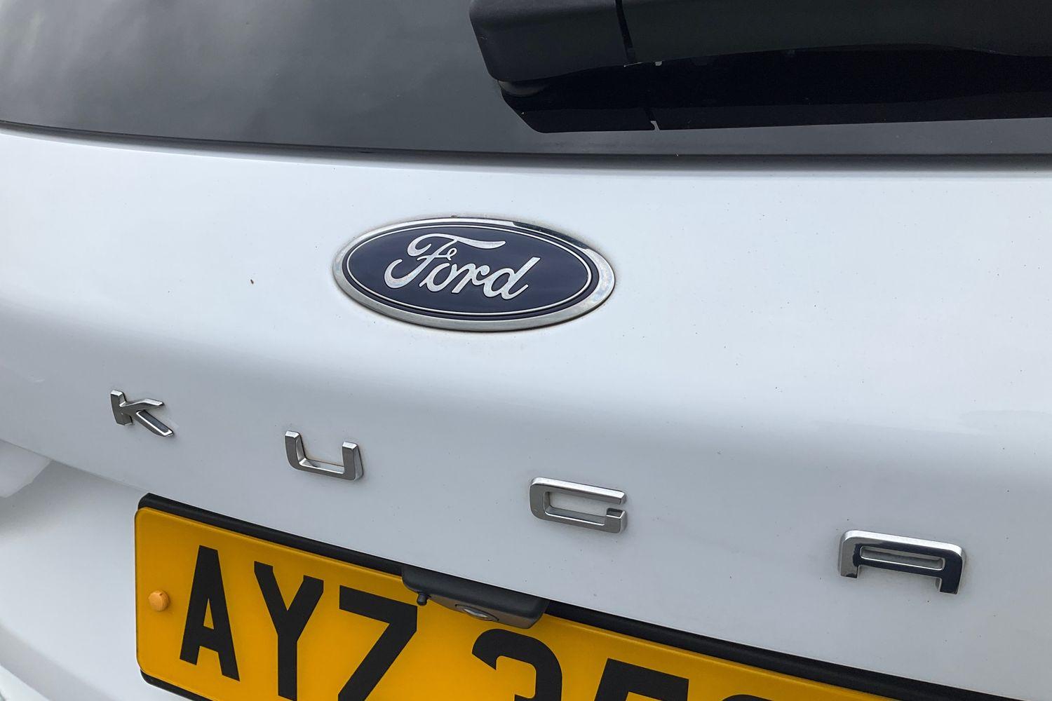 Ford KUGA Photo 39