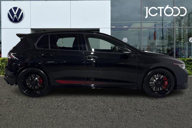 VOLKSWAGEN Golf Photo 4