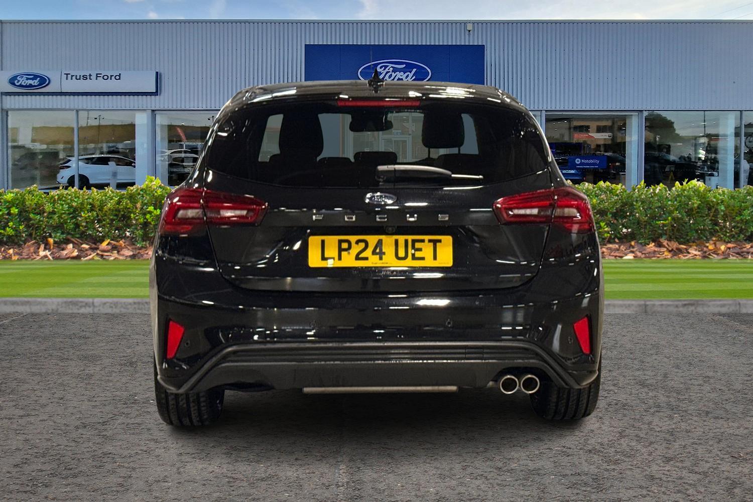 Ford Focus Photo 6
