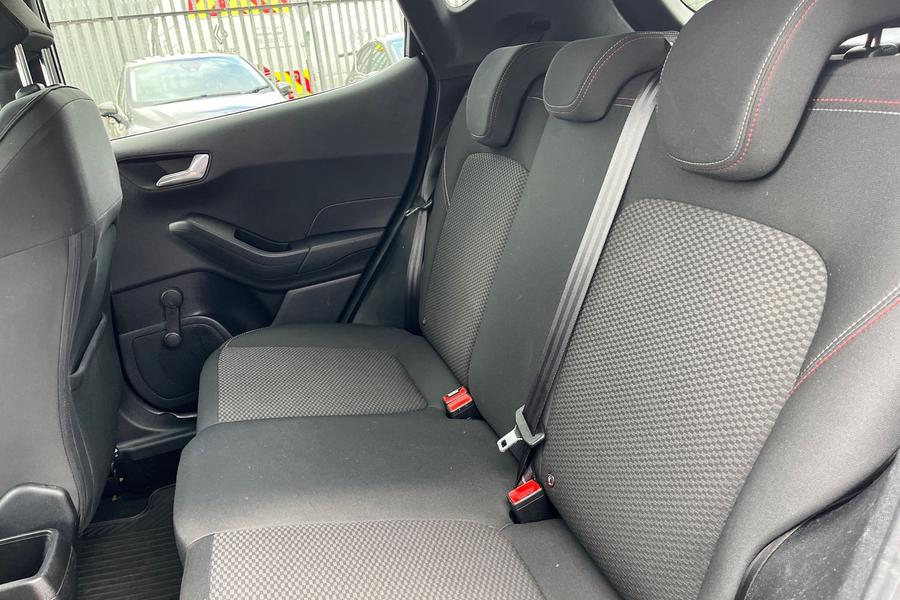 Ford FIESTA Photo autoimg-f9b495e068bfc191c0680966e352de99cf629578.jpg