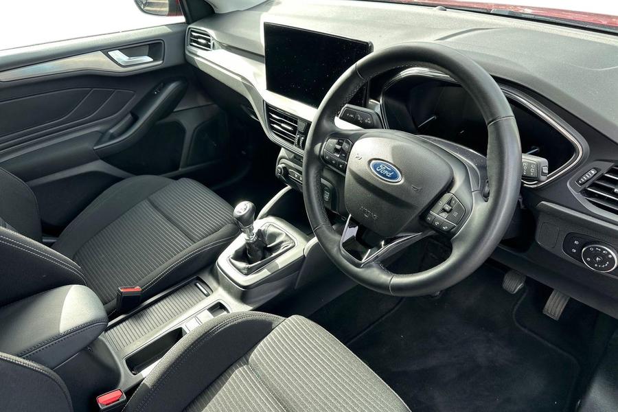 Ford FOCUS Photo autoimg-f9b5e4e09900d4ea55ff86ade19f877a0a2e2c1b.jpg