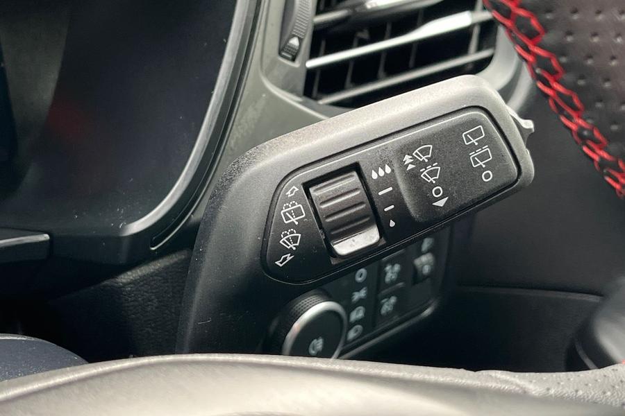 FORD KUGA Photo autoimg-f9bf231dc08f35ea5948a96eba62d6d83327e6a2.jpg