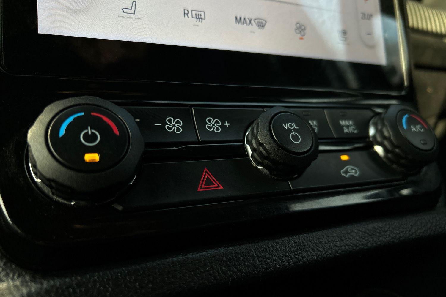 Ford RANGER Photo 39