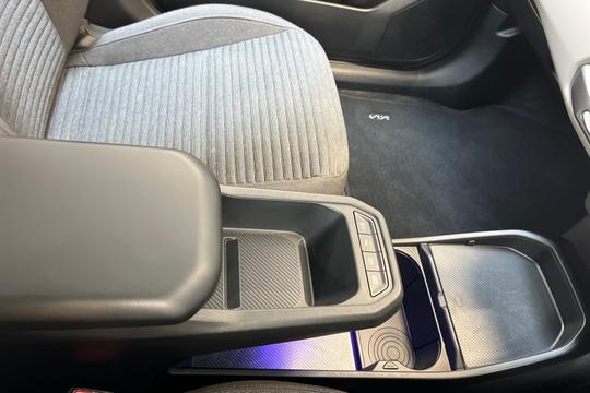 Kia EV4 Photo autoimg-f9c17a070288cb73ed59dc0068cab737fe7c44c4.jpg