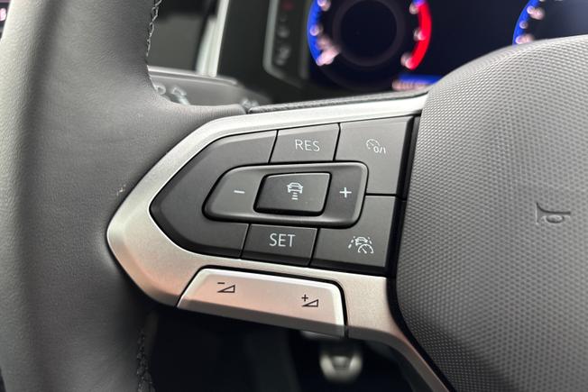 VOLKSWAGEN Polo Photo 16