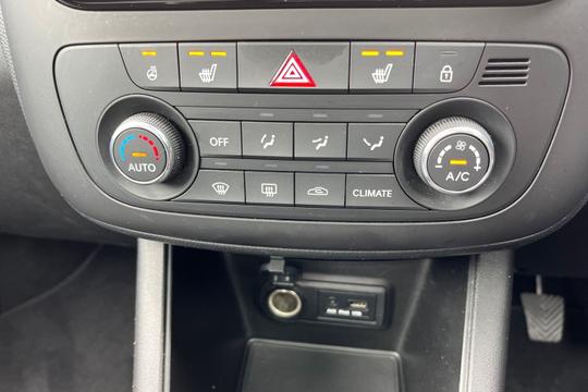 Kia Venga Photo autoimg-f9c61b31794f7a9580ed62be46e8472bf732e616.jpg