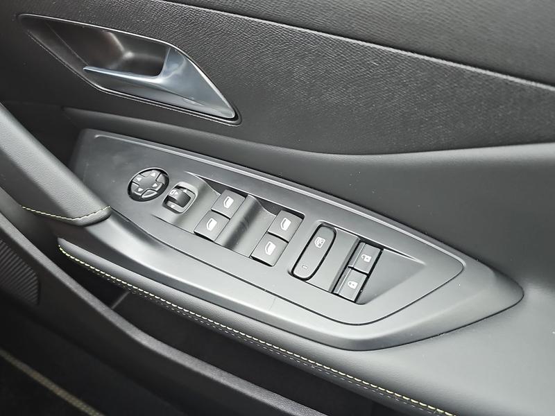 Used Peugeot 308 SW KM25PXR 24