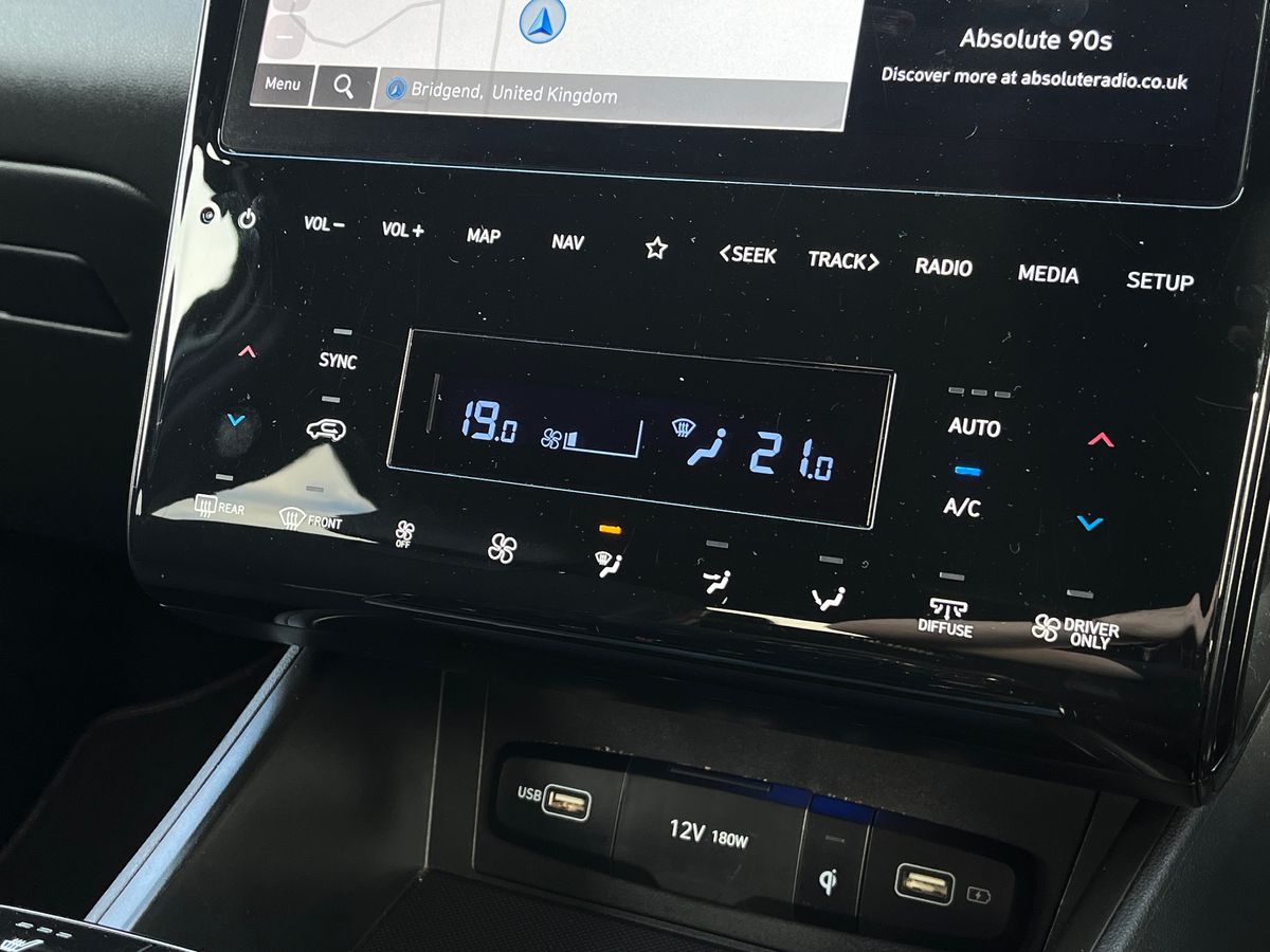 Hyundai TUCSON Photo 12